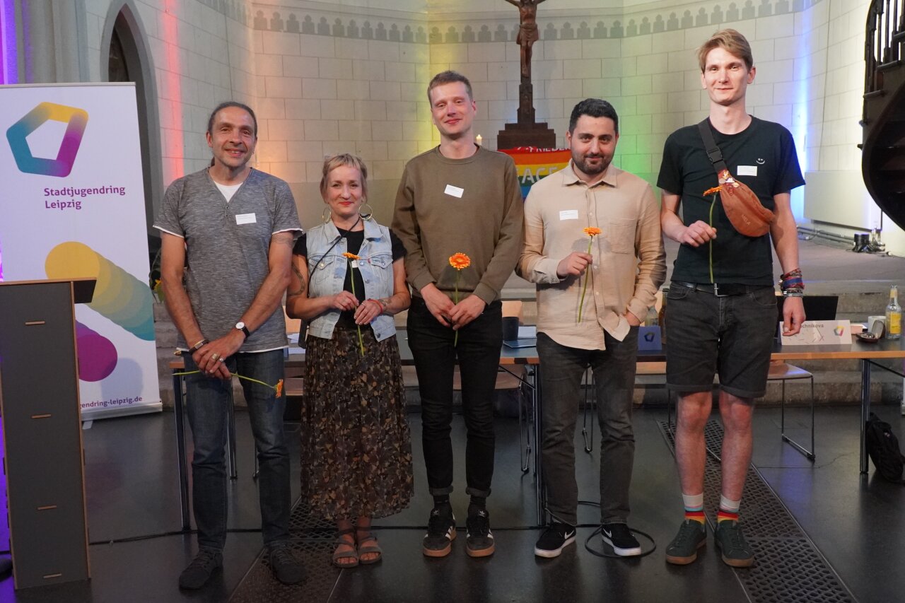 Der neue Vorstand v.l.n.r.: Pierre Schüßler, Carolin Senftleben, Chris Janecki, Halil Ünal, Tobias Abrotat.